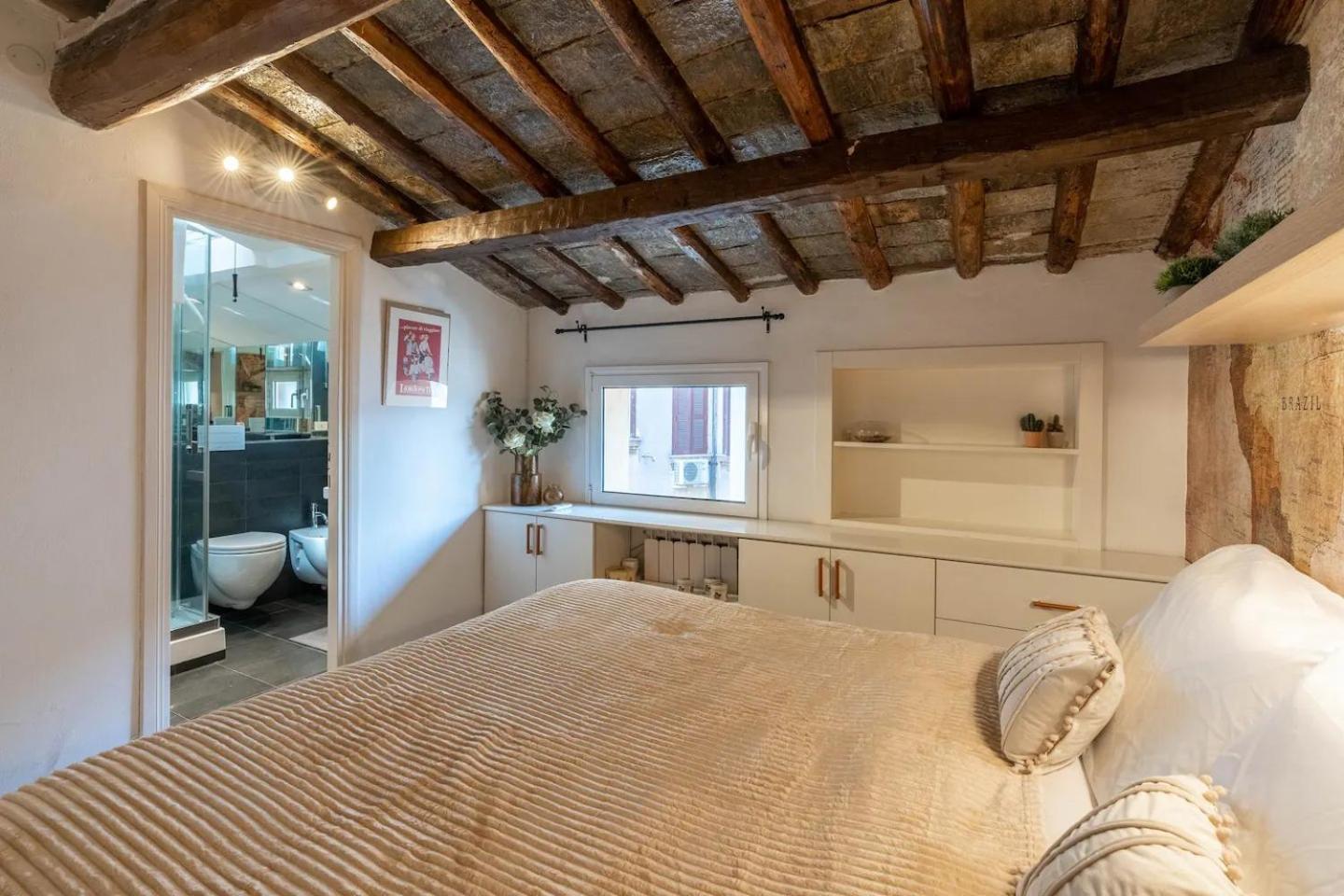 Apartment 15 Min From Piazza Venezia Skyline Sanctuary In Trastevere Rom