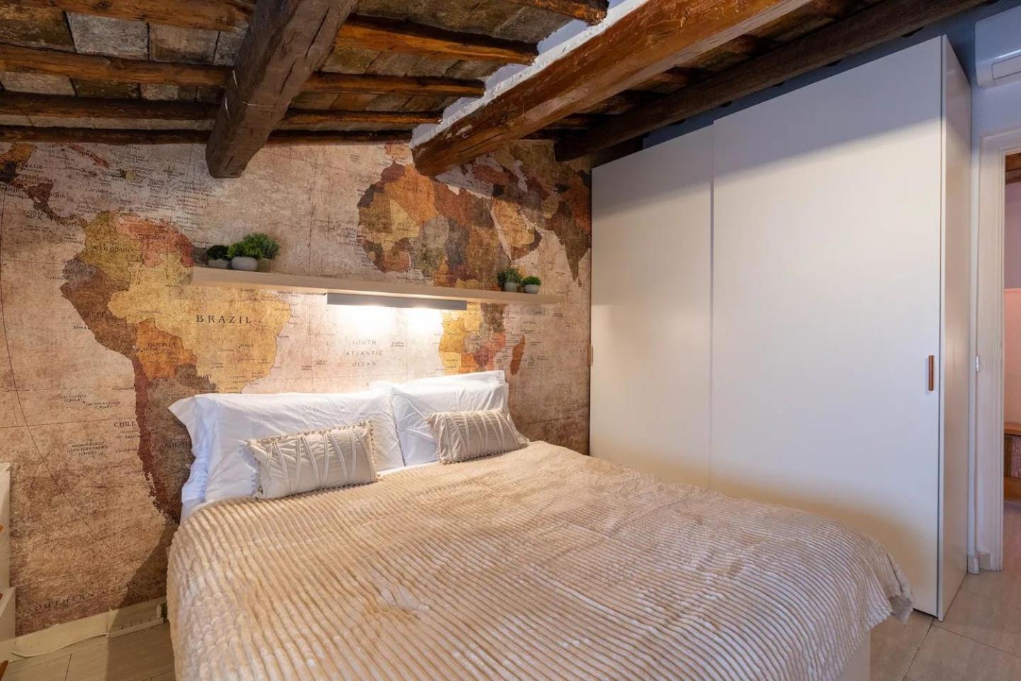 Apartment 15 Min From Piazza Venezia Skyline Sanctuary In Trastevere Rom