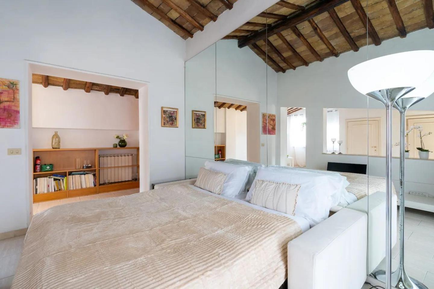 15 Min From Piazza Venezia Skyline Sanctuary In Trastevere Apartment Rom