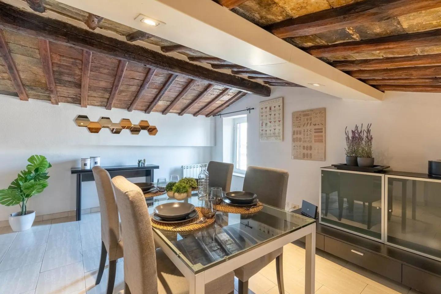 15 Min From Piazza Venezia Skyline Sanctuary In Trastevere Appartamento