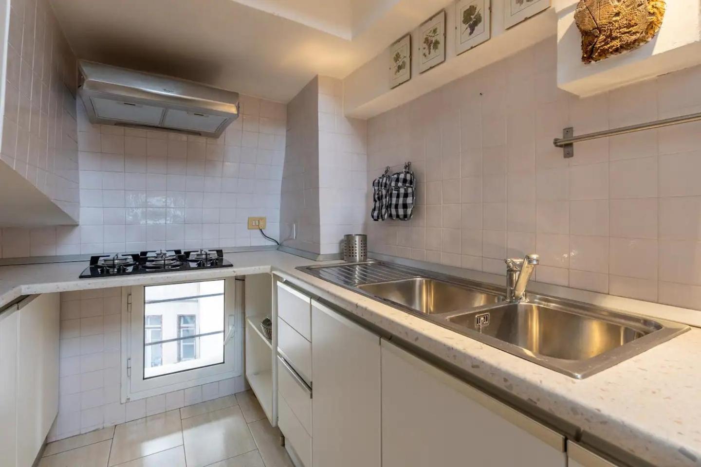 15 Min From Piazza Venezia Skyline Sanctuary In Trastevere Roma